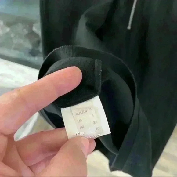 Willow Linen Black Dress - Picture 4 of 5